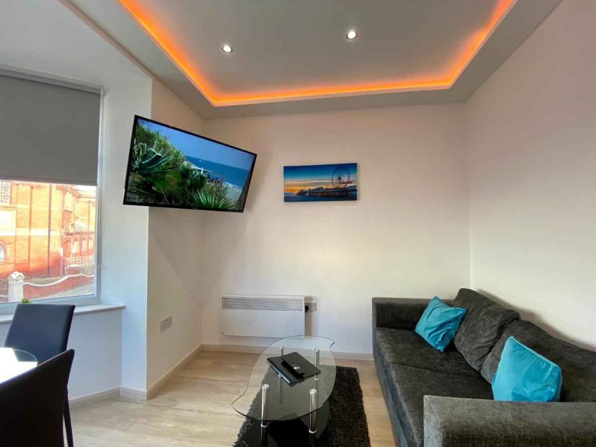 Princess Theatre Beach View Apartments By Blackpool Service Apartments Extérieur photo