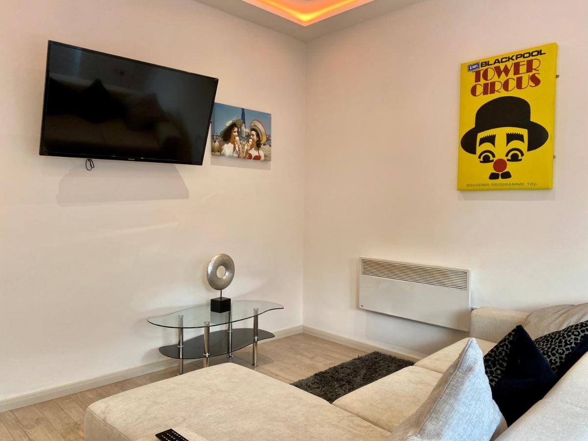 Princess Theatre Beach View Apartments By Blackpool Service Apartments Extérieur photo