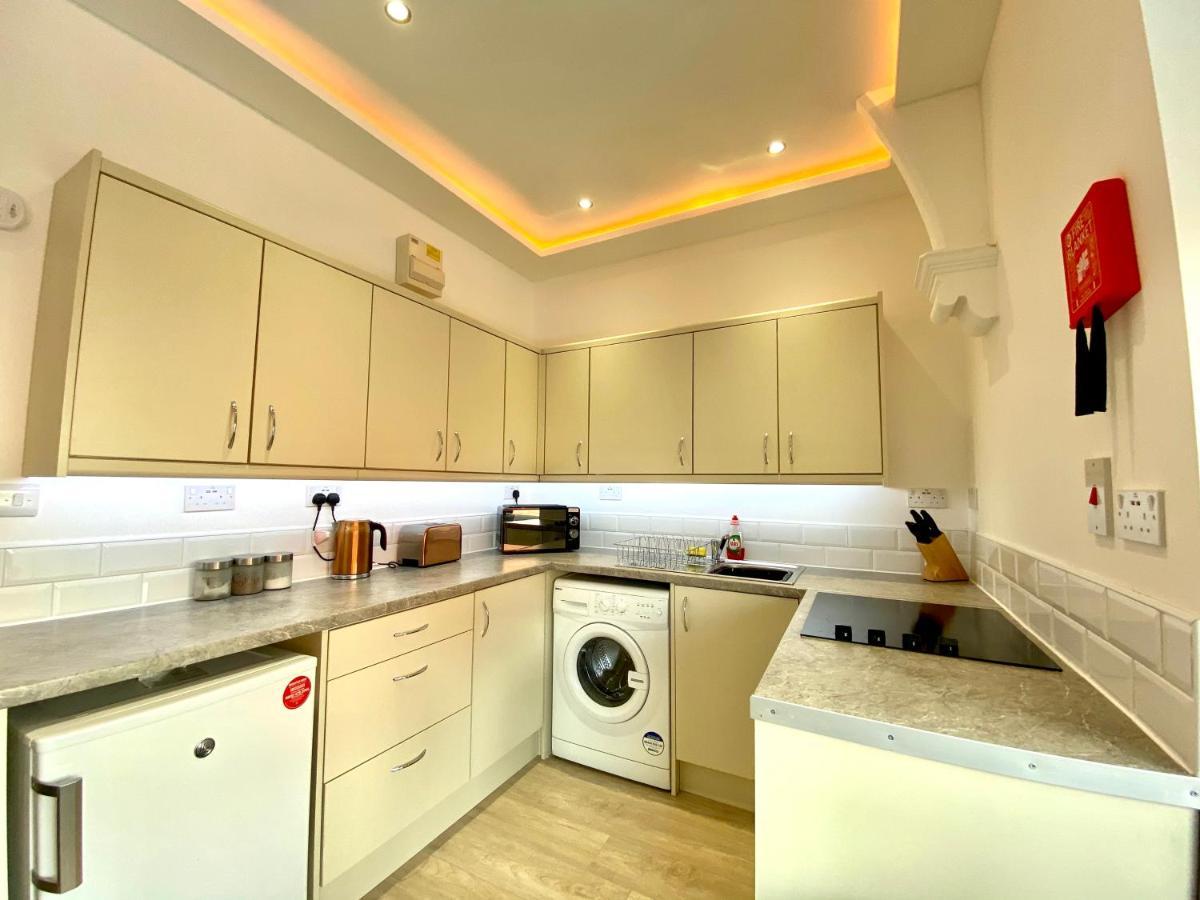 Princess Theatre Beach View Apartments By Blackpool Service Apartments Extérieur photo
