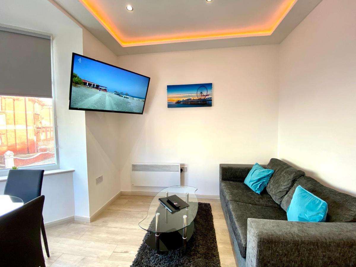 Princess Theatre Beach View Apartments By Blackpool Service Apartments Extérieur photo